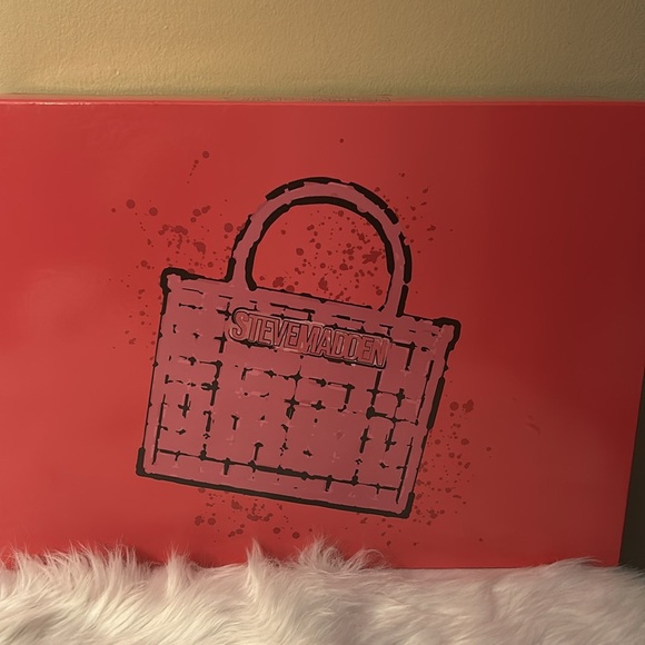 NIB Steve Madden Pink (Bniko) Gift Set - Christmas Gift 🎁 - Picture 15 of 15